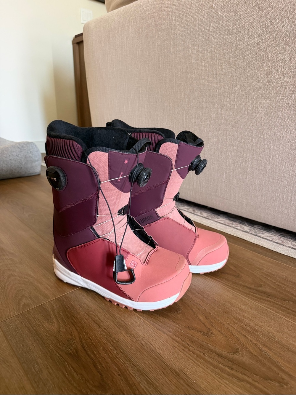 Salomon Women's Pink and Burgundy Snowboard Boots